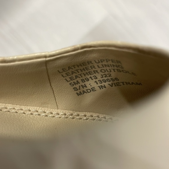 NWOT Tory Burch Georgia Ballet Flats in New Cream - Picture 13 of 15